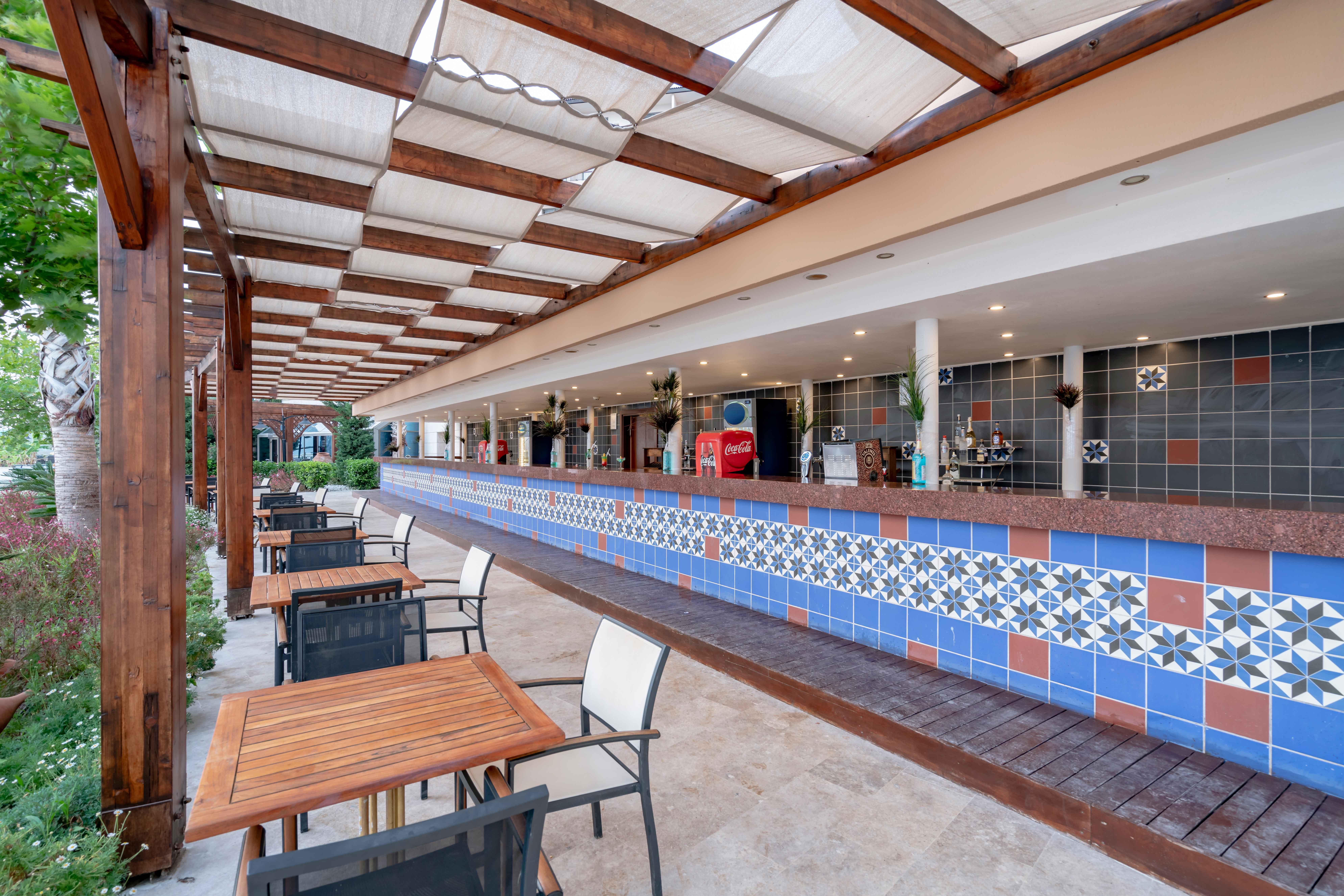 Royal Teos Thermal Resort Clinic & Spa - Halal Hotel Seferihisar Exterior photo