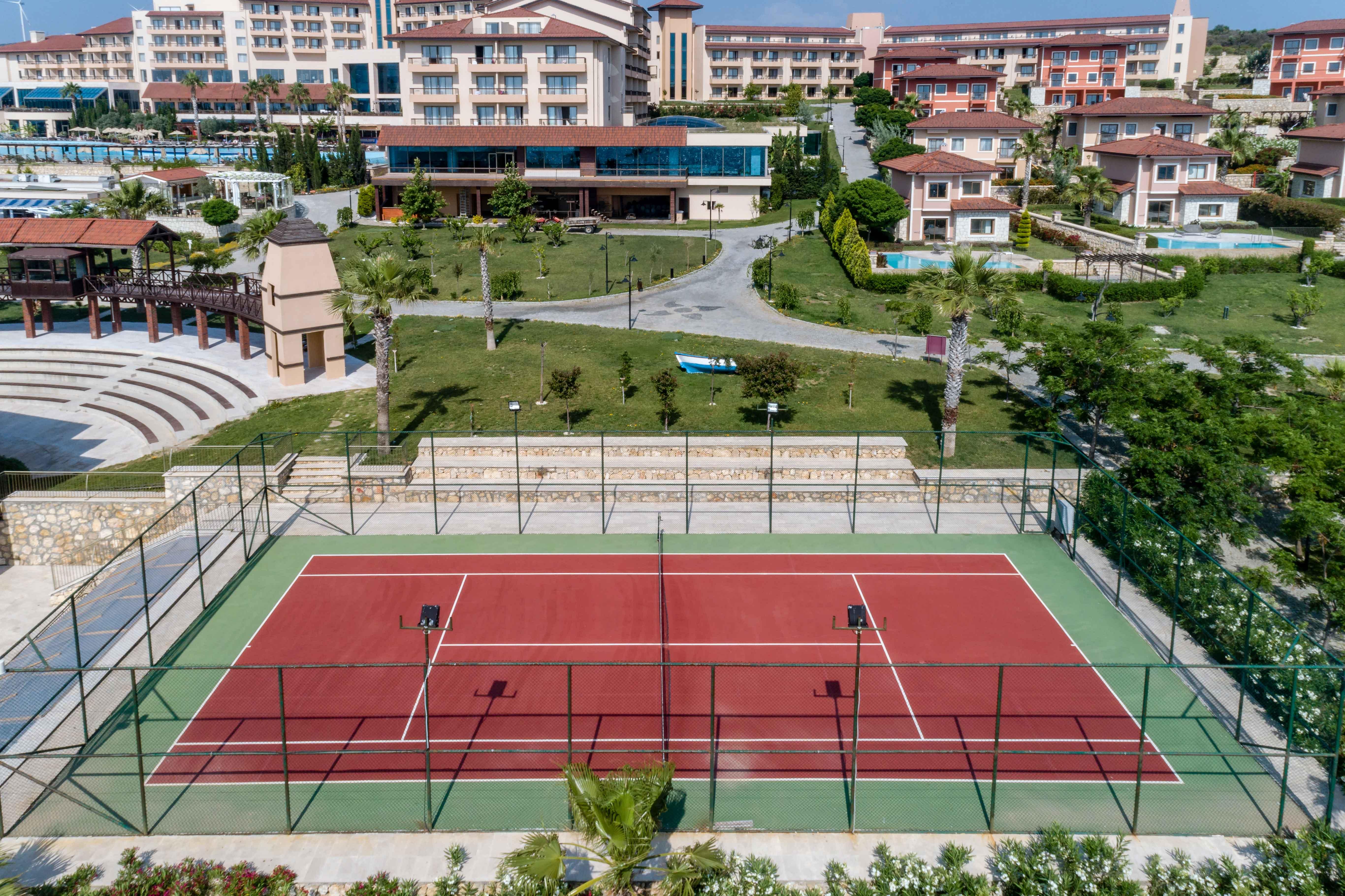 Royal Teos Thermal Resort Clinic & Spa - Halal Hotel Seferihisar Exterior photo